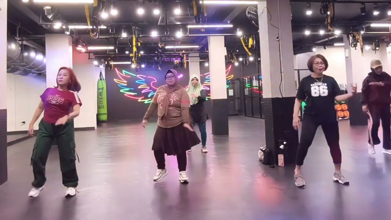 Urban Cardio Dance -- Absolute Fit Tg. Priok