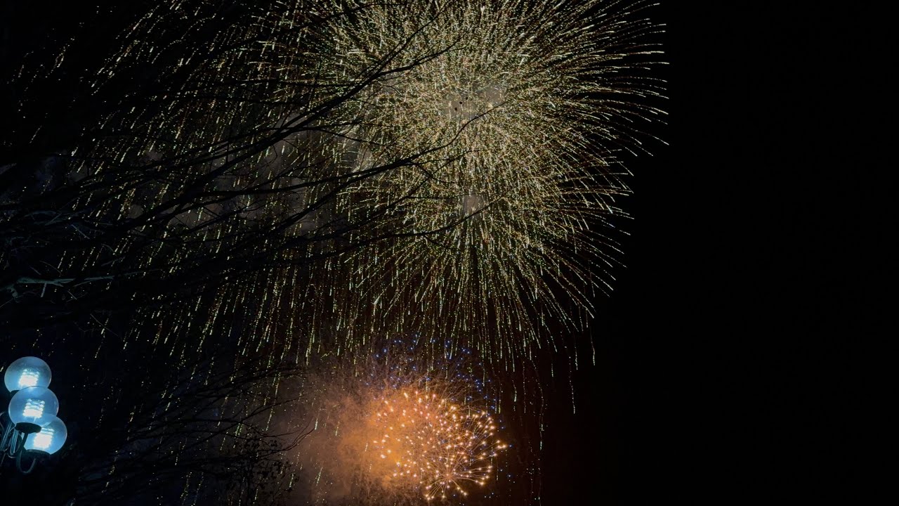 Pháo Hoa Cần Thơ năm mới 2026 tại Công viên Sông Hậu