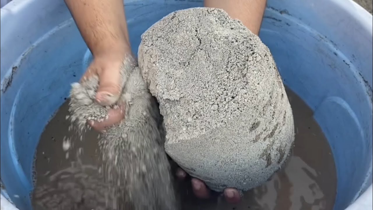 Asmr sand water and dry crumbling 💦🌪#asmr #satisfying RS Craving❤