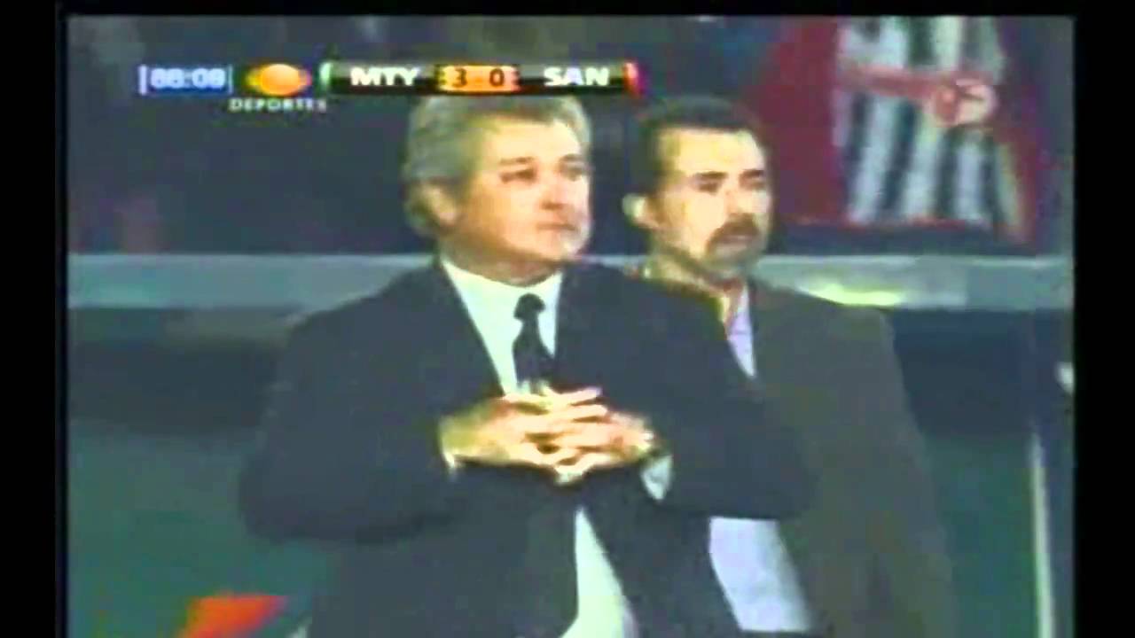 Golazo de Humberto Suazo vs Santos Laguna Final Apertura 2010