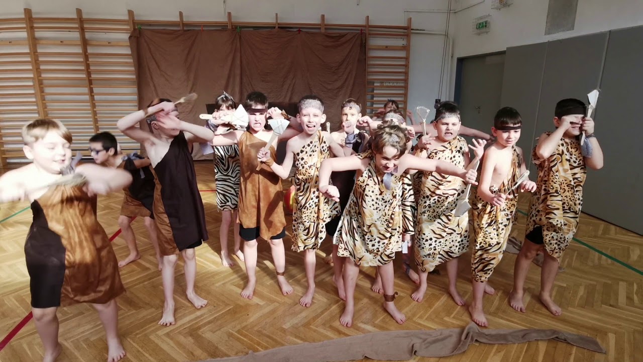 2. osztály farsang 2021 -ősember-