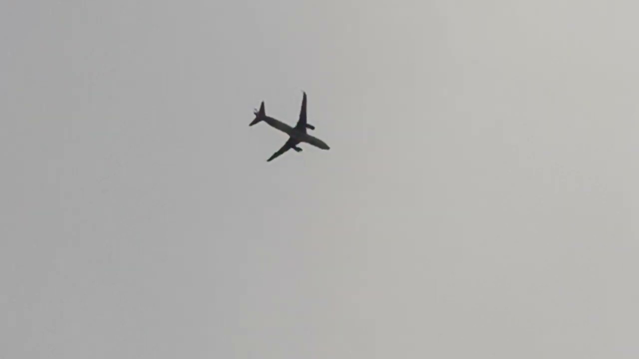 Passagem das aeronaves em Maceió com tempo nublado 🌥️ 18/02/26