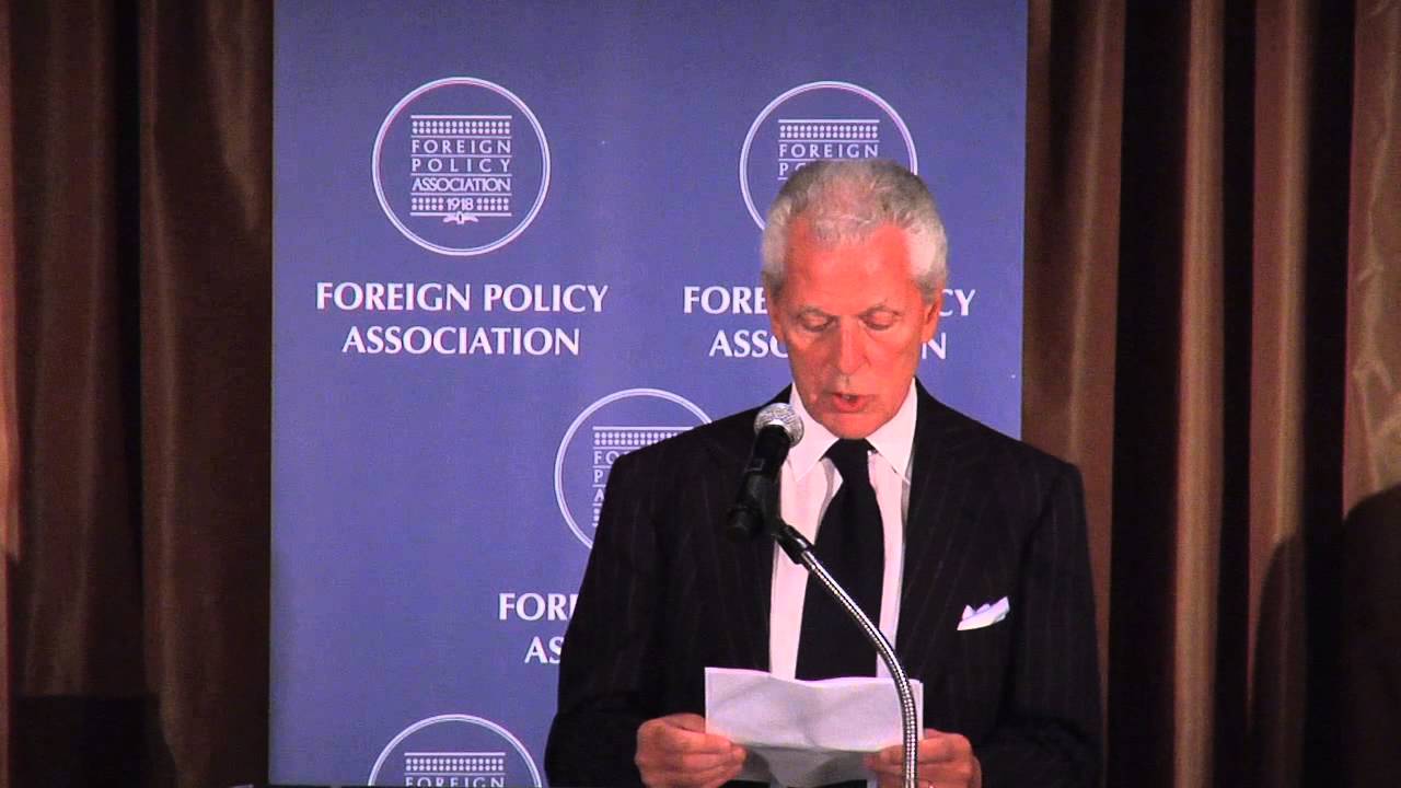 Marco Tronchetti Provera Accepts the Corporate Social Responsibility Award