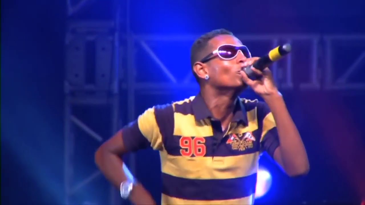 Mc Sheldon e Pank Brega - S&oacute; Penso em Voc&ecirc; -  Ao Vivo Dvd 2011