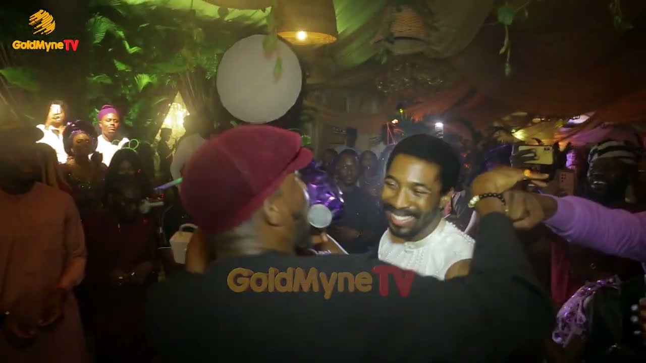 TIMI DAKOLO'S LOVELY PERFORMANCE SENDS MADE KUTI & NEWLY WEDDED WIFE INEDOYE INTO ROMANTIC MODE