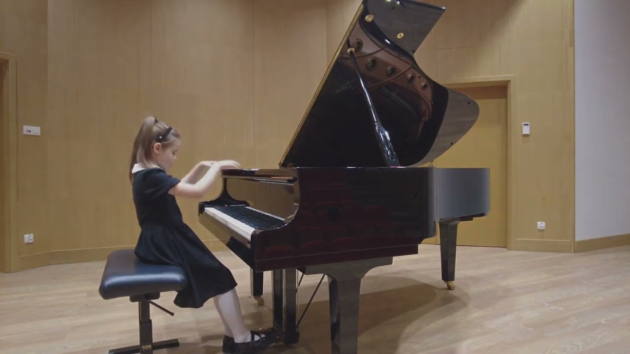 Antonia Wiedemann | Grupa I | Miejsce III | EKP V