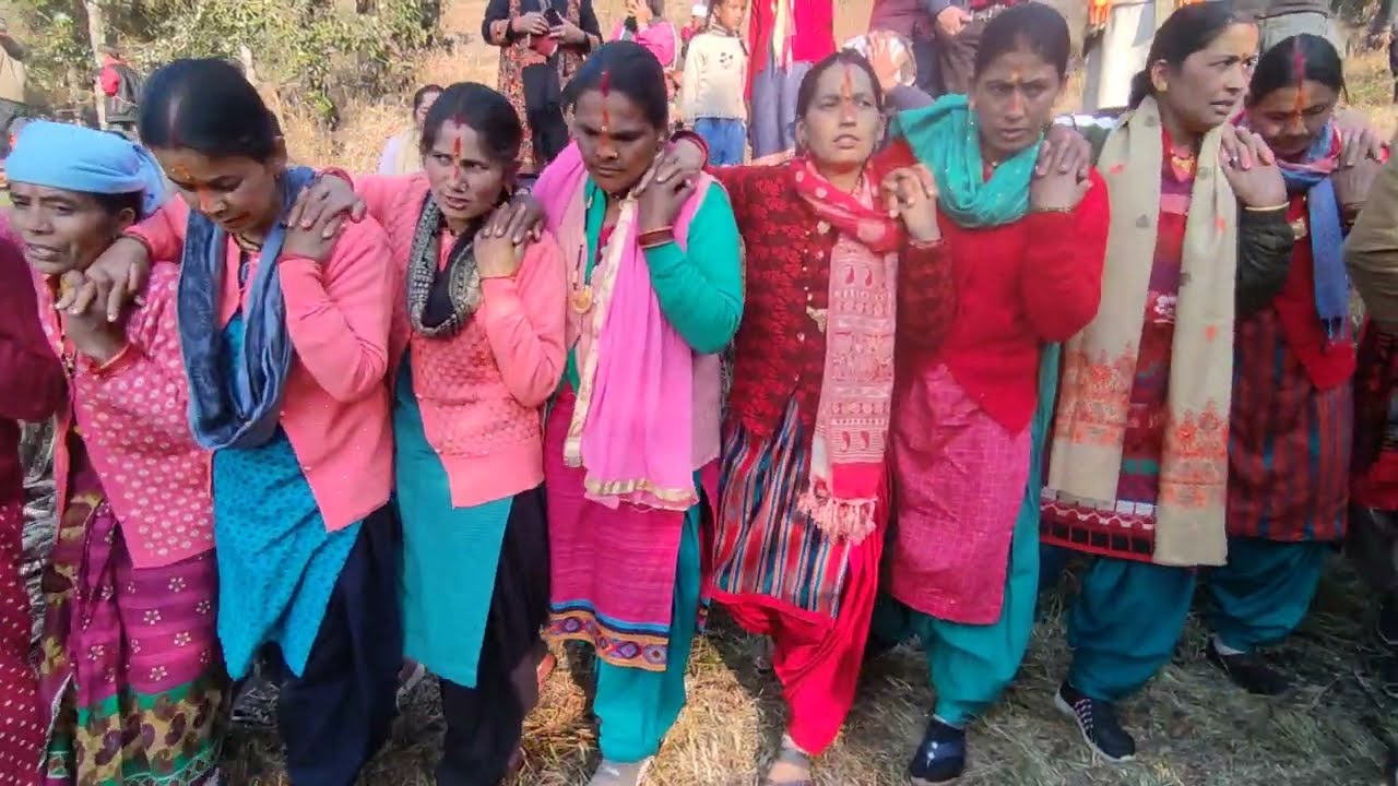 चाचरी गाड़ी चलाले शामधुरा