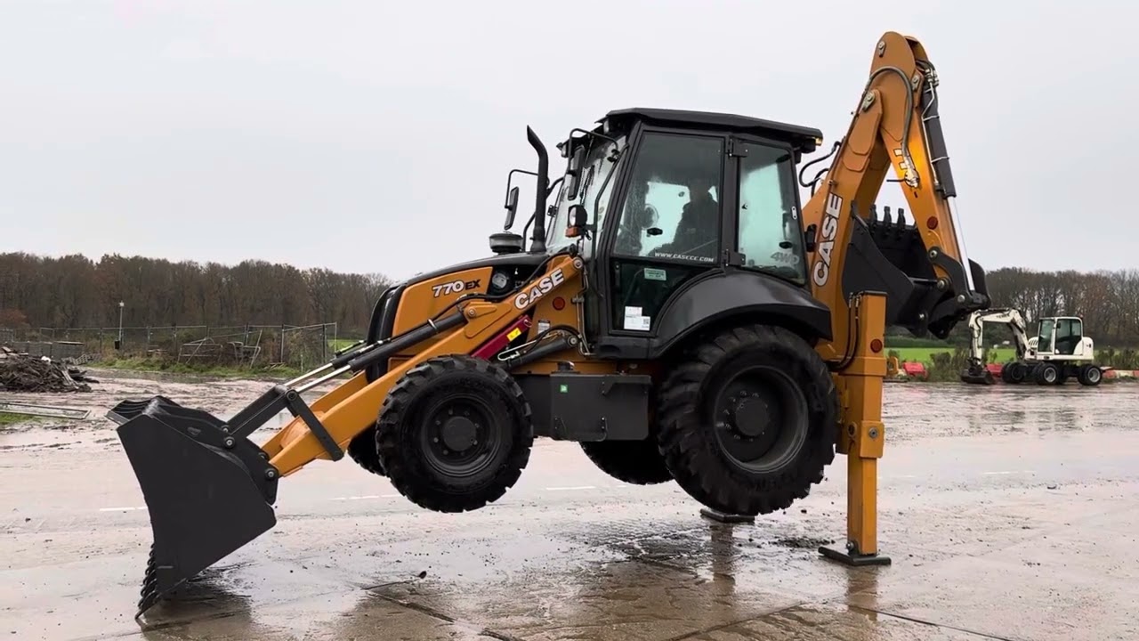 Case 770EX 4WD Backhoe Loader - Year: 2024 (Hammer Lines)