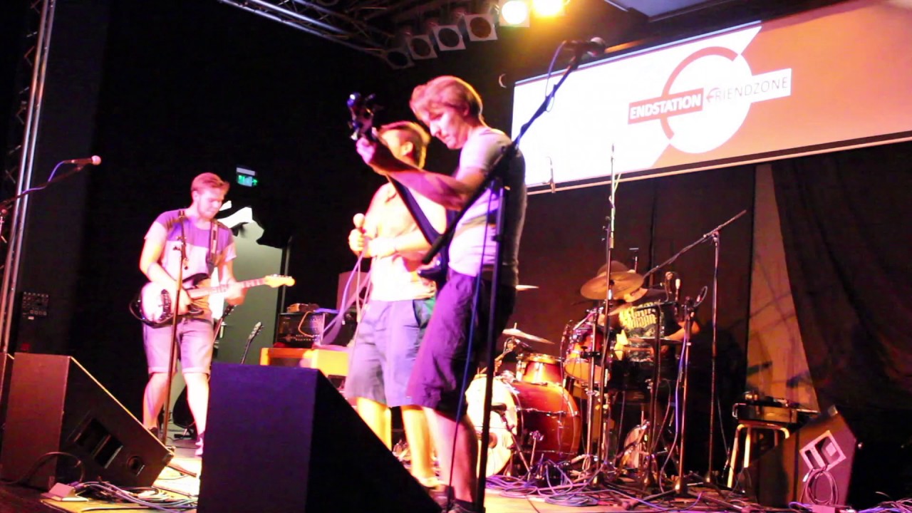 Endstation: Friendzone - Mir geht's gut (live bei Mega Neu @ Megafon Burscheid)
