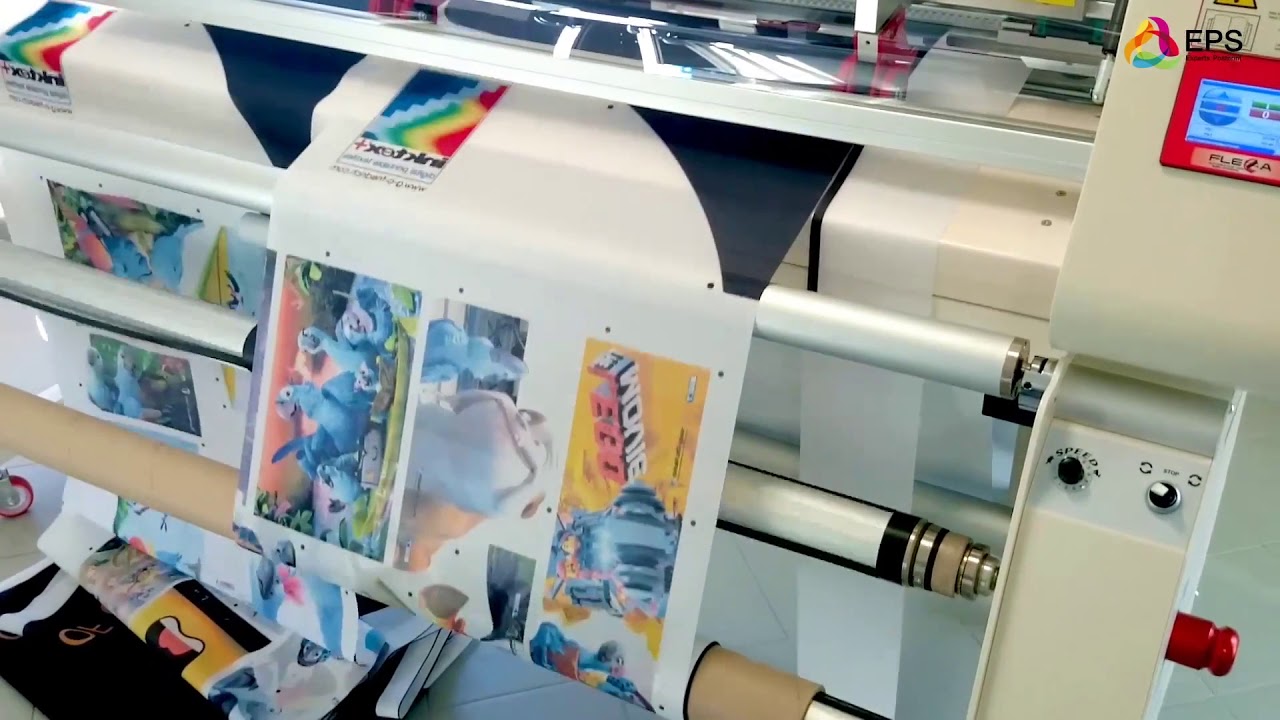 D&eacute;monstration : d&eacute;coupe de textile