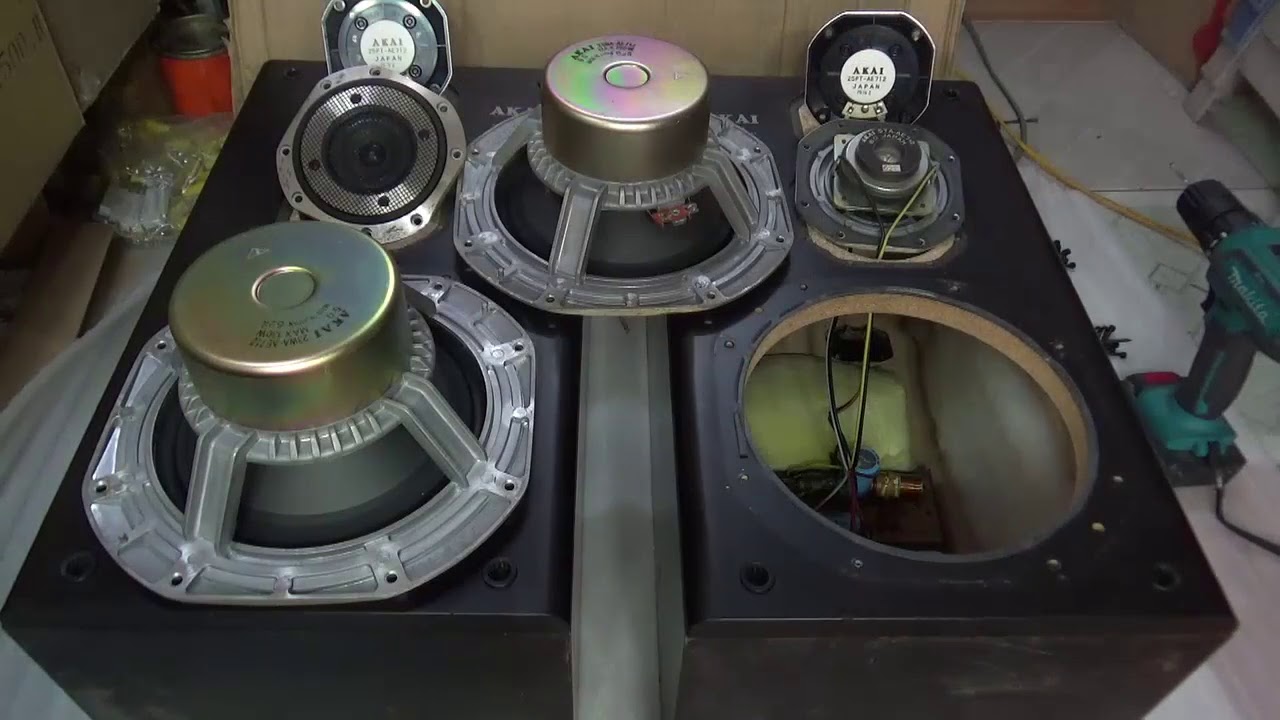 Mổ Loa Akai EA-712 Xem Bass Mid Tr&eacute;p. Huanaudio:0904612323