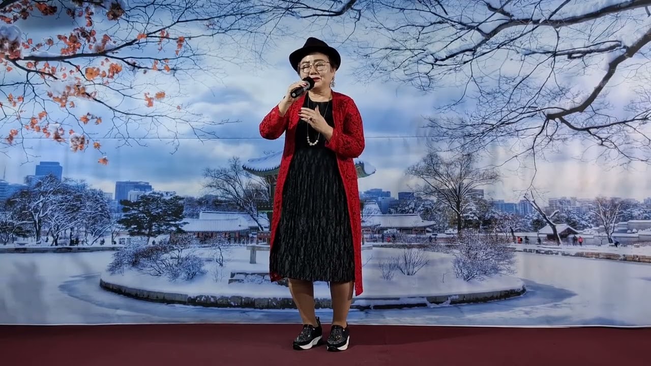 가수리본  앵콜곡 꽃피던어느날에  (원곡  한미나)  개미와베짱이예술단 뮤직홀 놀이터 