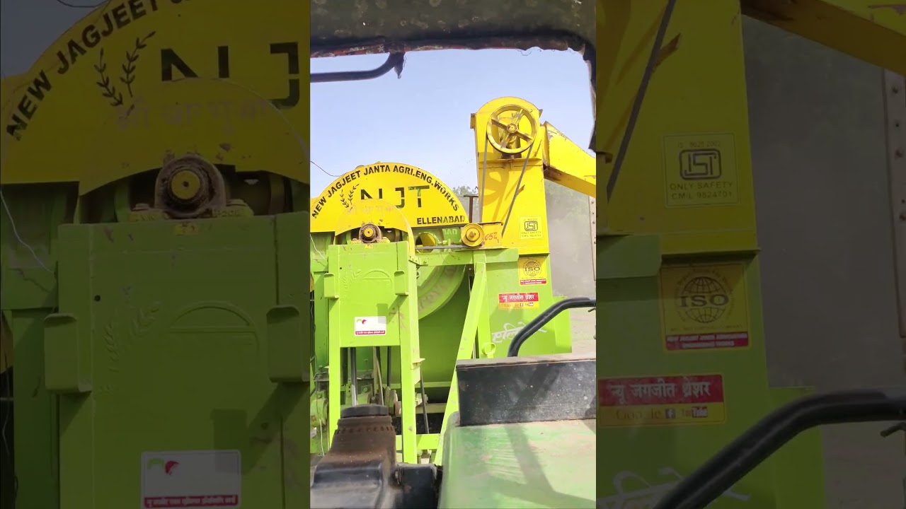 NJT groundnut Thresher 🥜🌱 #njt #whatsappstatus #johndeere #tejajisong #rajurawal #shorts #yt