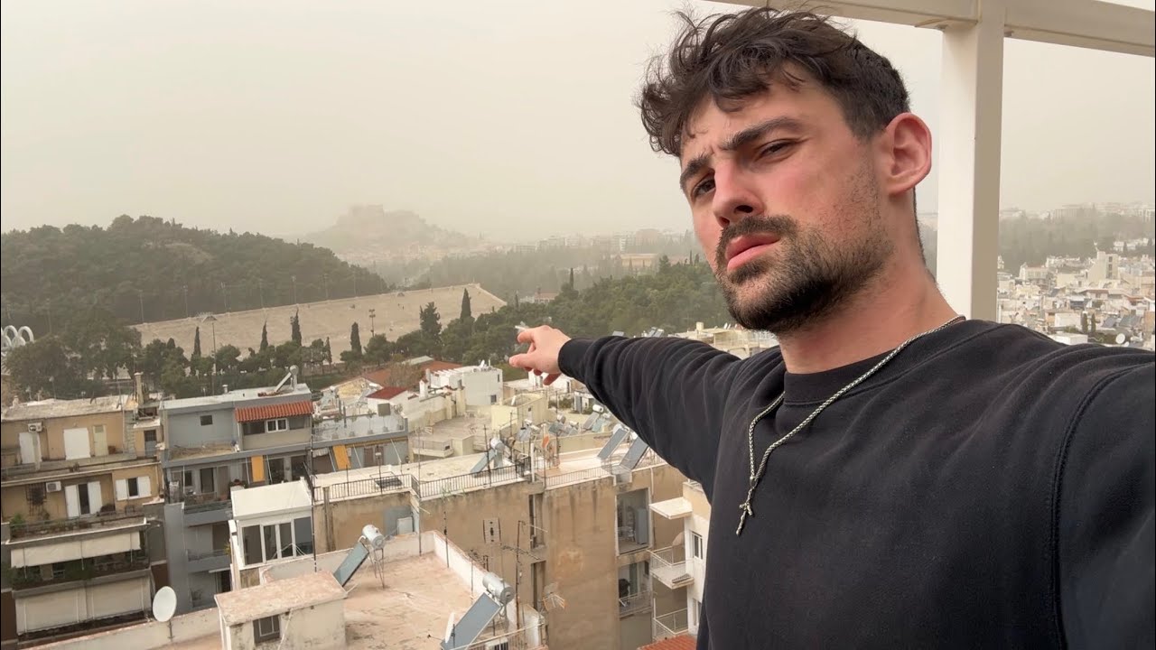 Le quartier le plus malfamé d'Athènes.