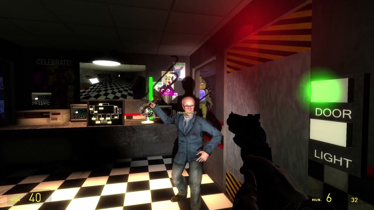 Garry's Mod com mod de FNAF online