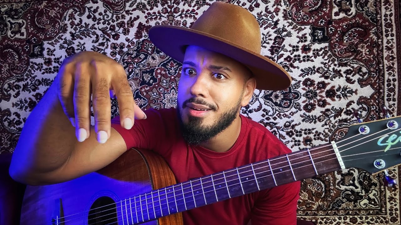 Coloquei unhas de gel para tocar violão