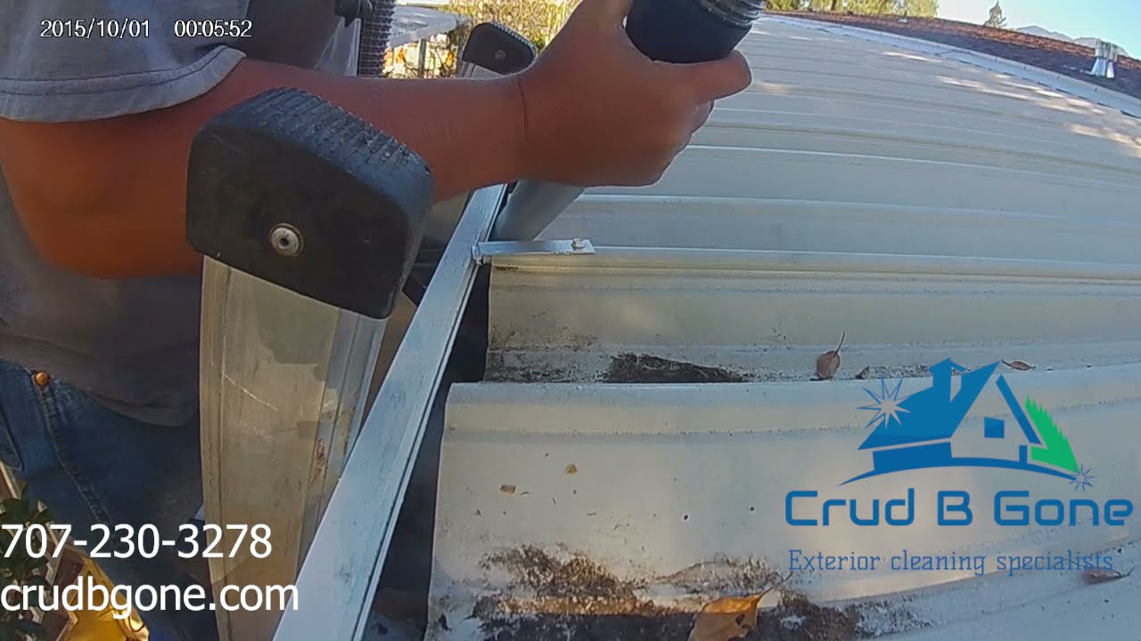Mobile home gutter cleaning made easy!!