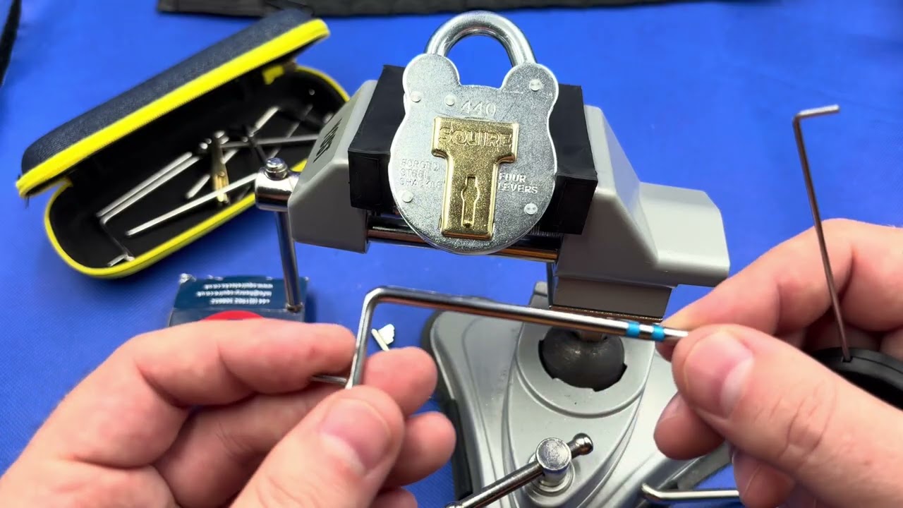 [16] - Squire Old English 440 Lock Picked | Yellow Belt Lock LPUBELTS.com