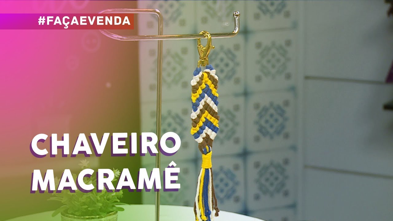 Chaveiro em macramê por Claudia Maria
