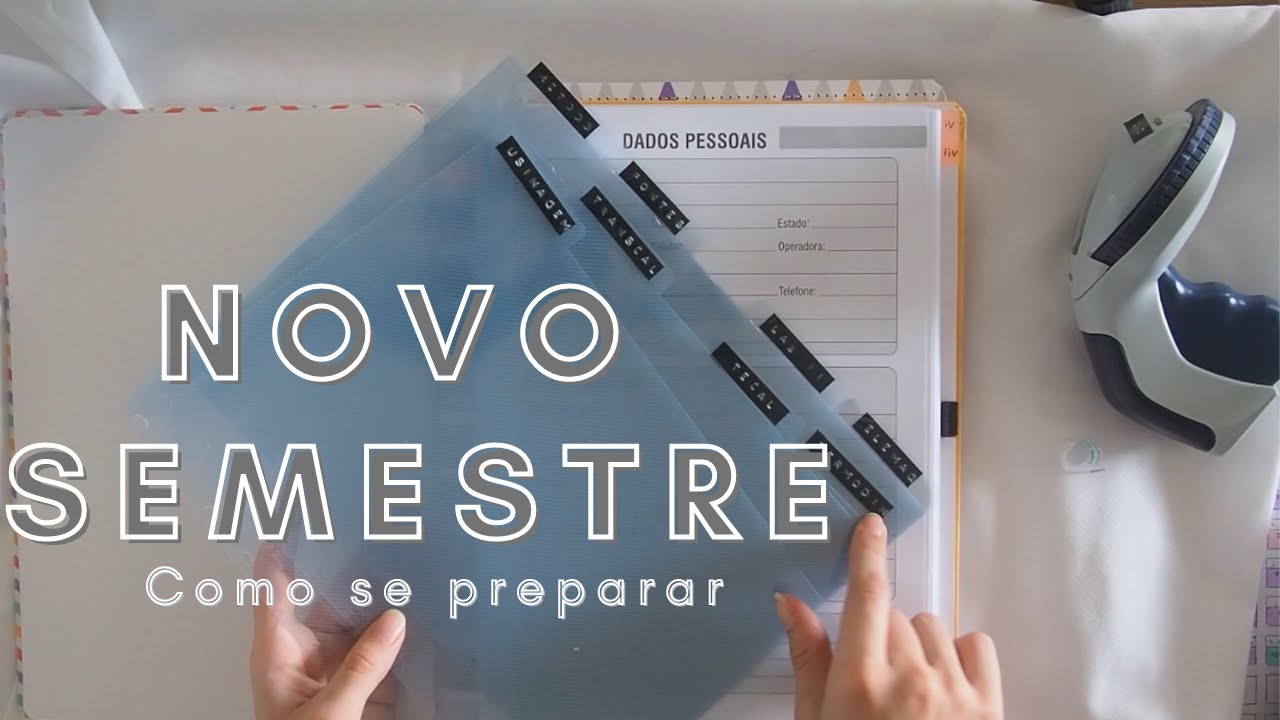 Como eu me preparo para um novo semestre da faculdade l Organizando cadernos e escolhendo matérias