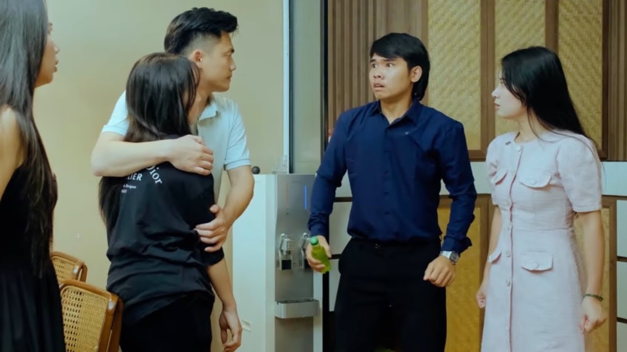 Chủ Tịch Thất Lạc Tình Đầu Suốt 5 Năm Lại Vướng Phải Lưới Tình Của Yêu Nữ Và Cái Kết - Tập 1691