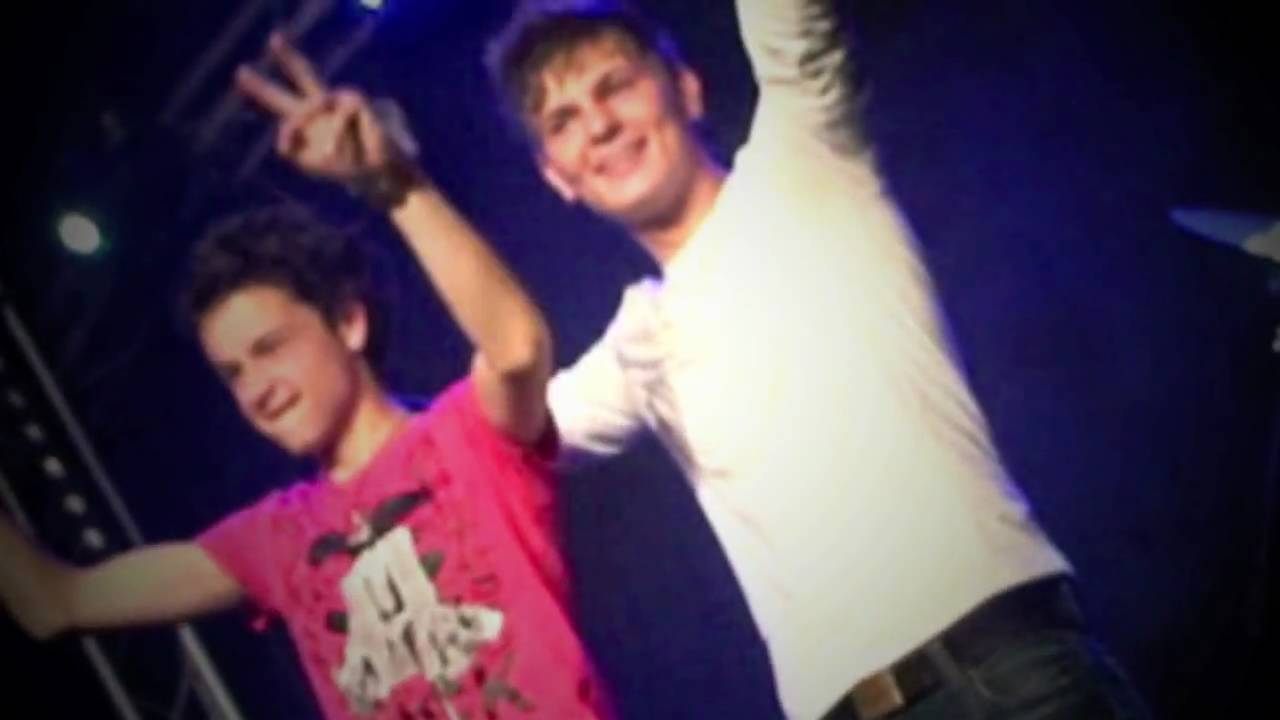 Sacha Tran 15 ans, Maïkel Chauveau, Renaud  & Stéfano au Parc Walygator 2010.mov
