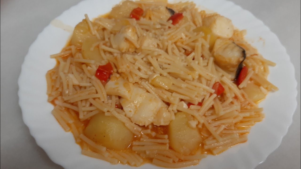 Fideos con bacalao, de la yaya lucha,