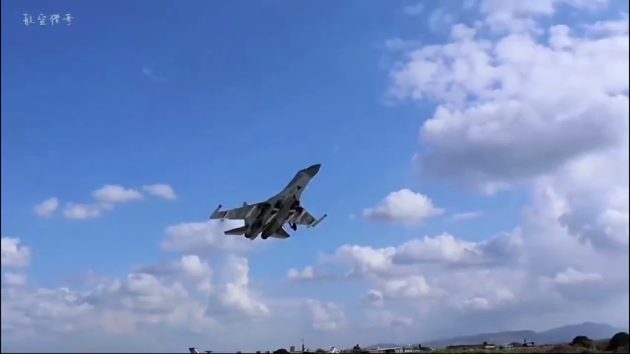 Russian SU-34 war aircraft
