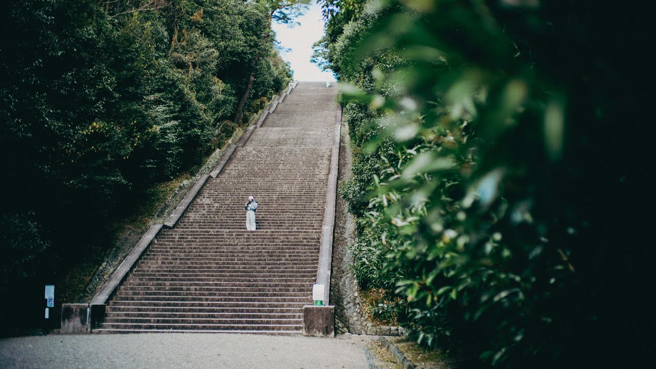 大事な場所へと続く長い階段 | 桃山御陵 | 京都伏見 | LUMIX S9
