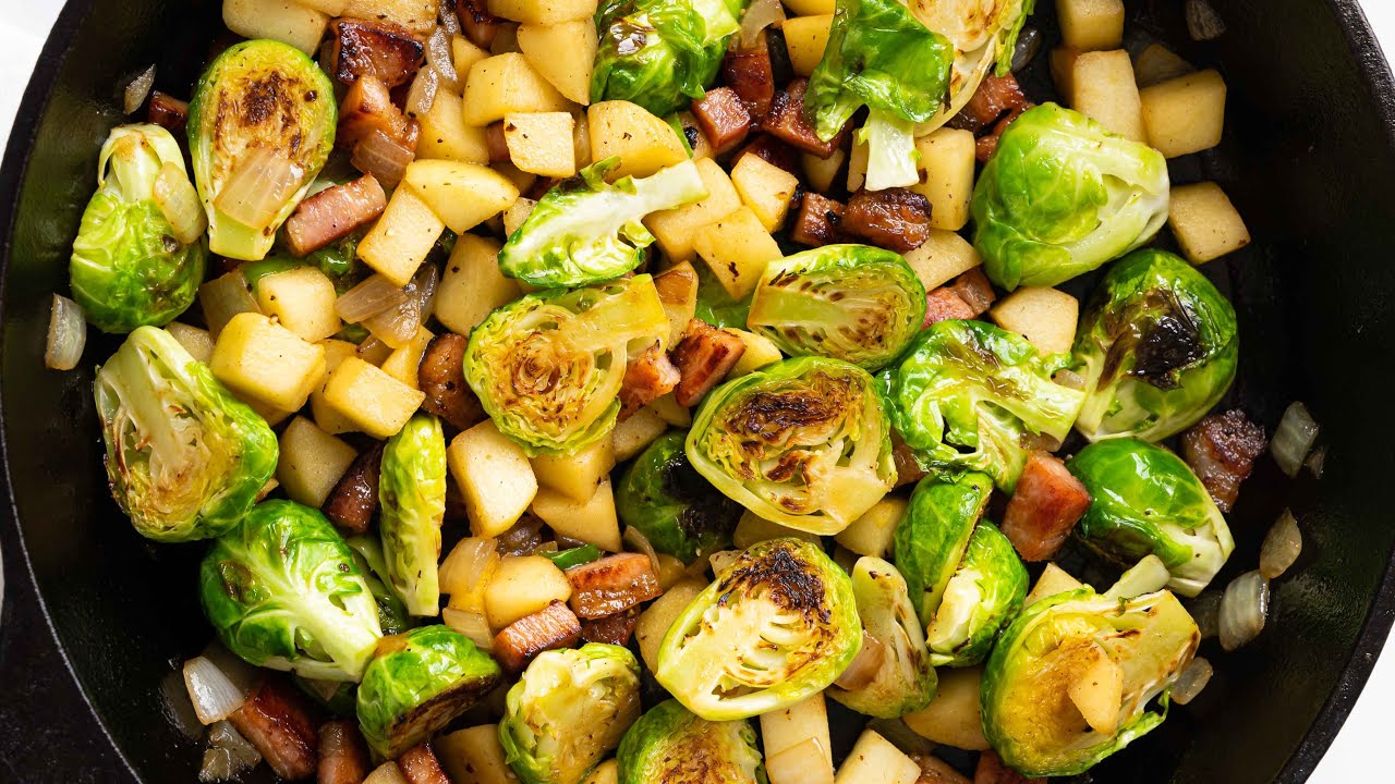 Sautéed Brussels Sprouts with Bacon and Apple