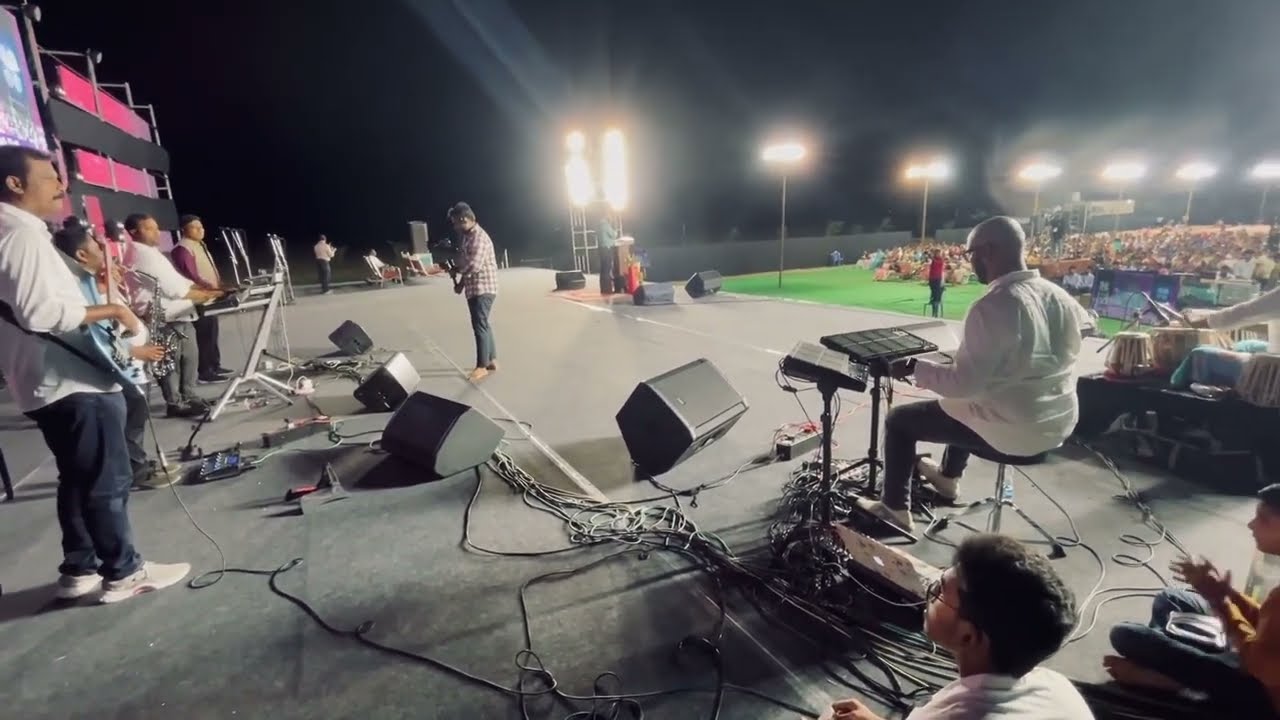 Raaraaju vastunnado janulara song By 