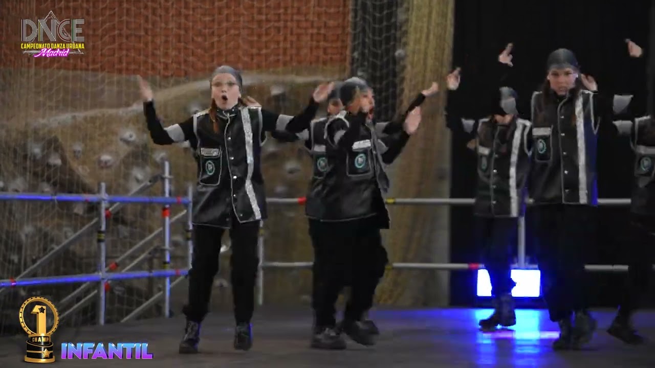 1º CLASIFICADO INFANTIL - NAUGHTY FUTURE