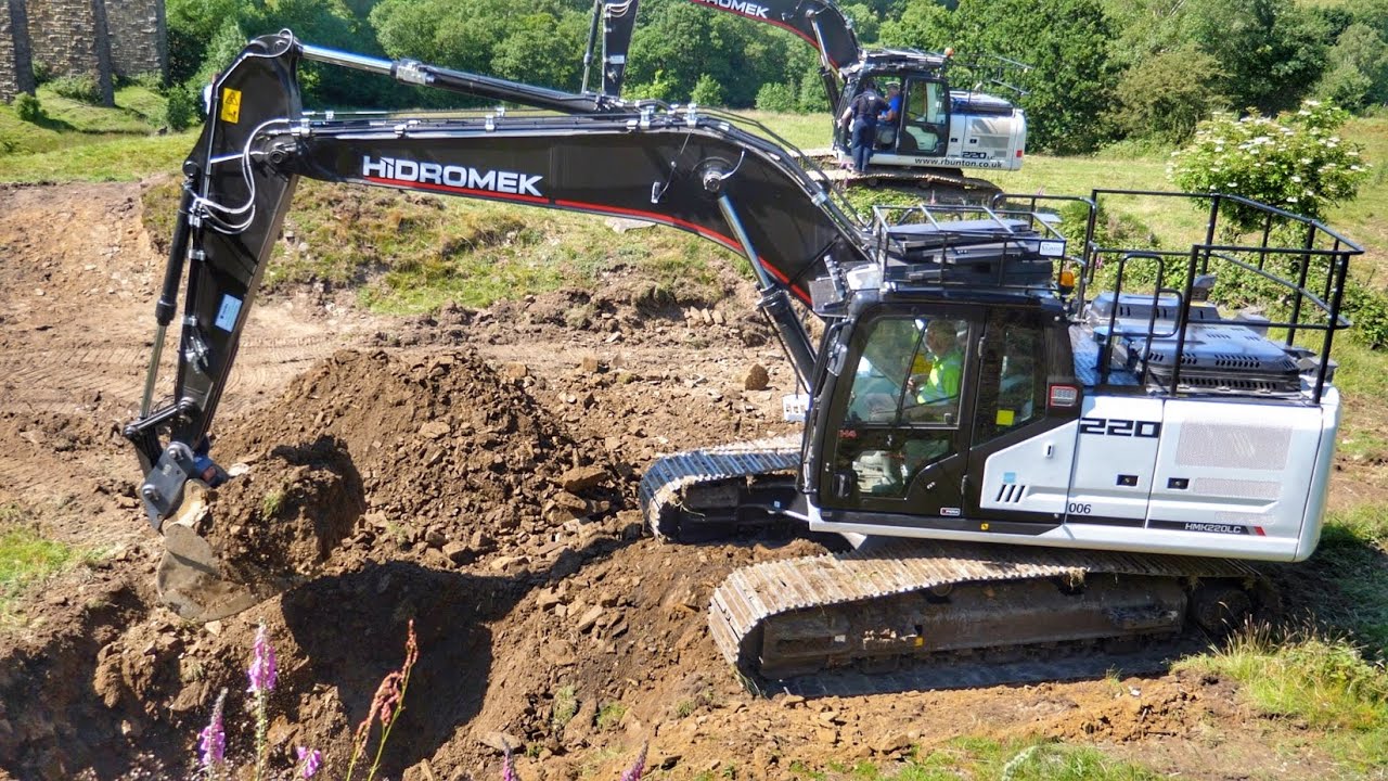 New Hidromek HMK220 LC Working