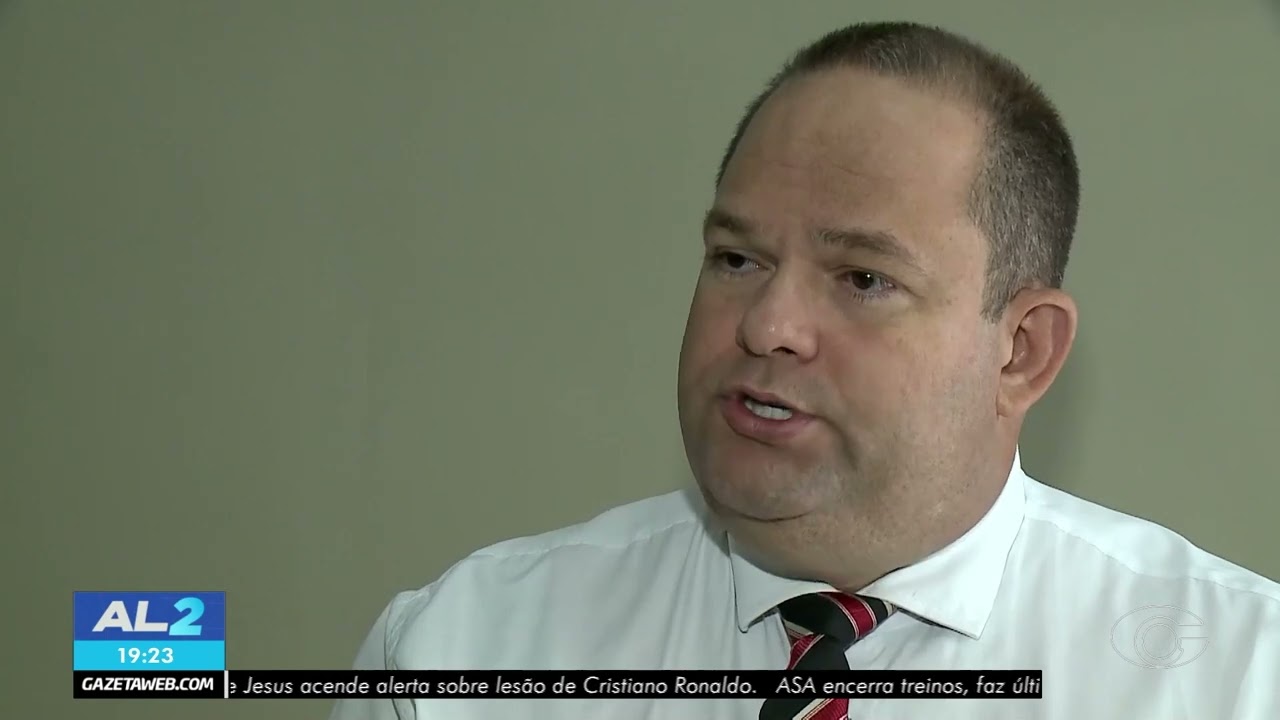 Professor nega acusação de injúria racial contra aluno em Maceió - 06/03/2026