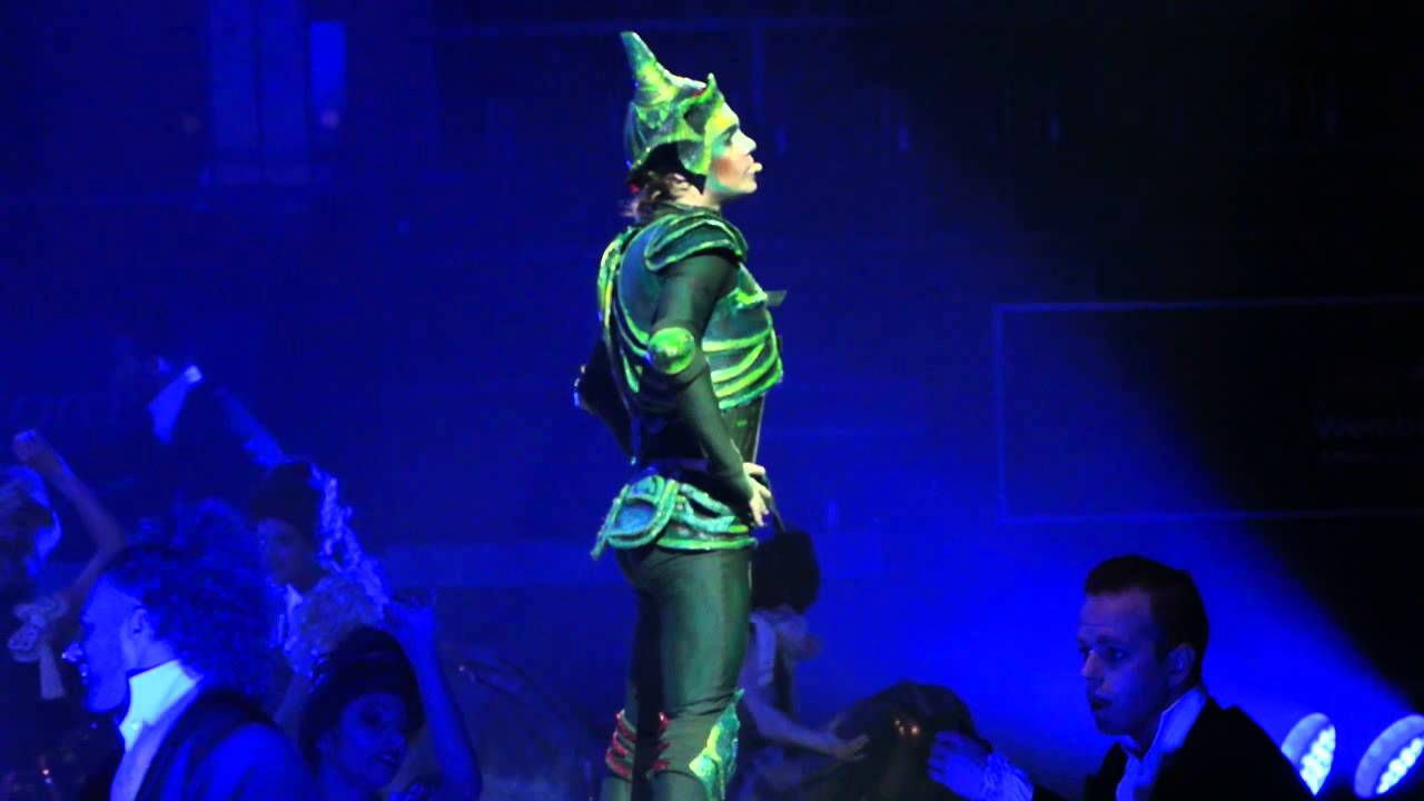 Peter Pan Never Ending Story - Dreamer - Wembley 2014
