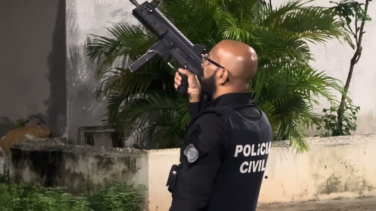 LEX ULTIMA: Juca acompanha operação do DEIC para cumprir mandados  em Salvador
