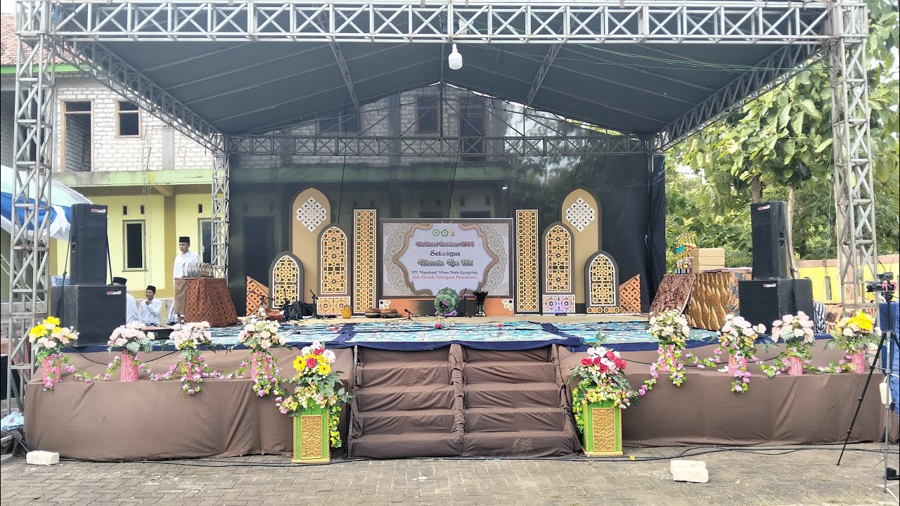 Haflatul Imtihan XVI Sekaligus Wisuda MD, RA PP. Mambaul Ulum Batu Gungsing