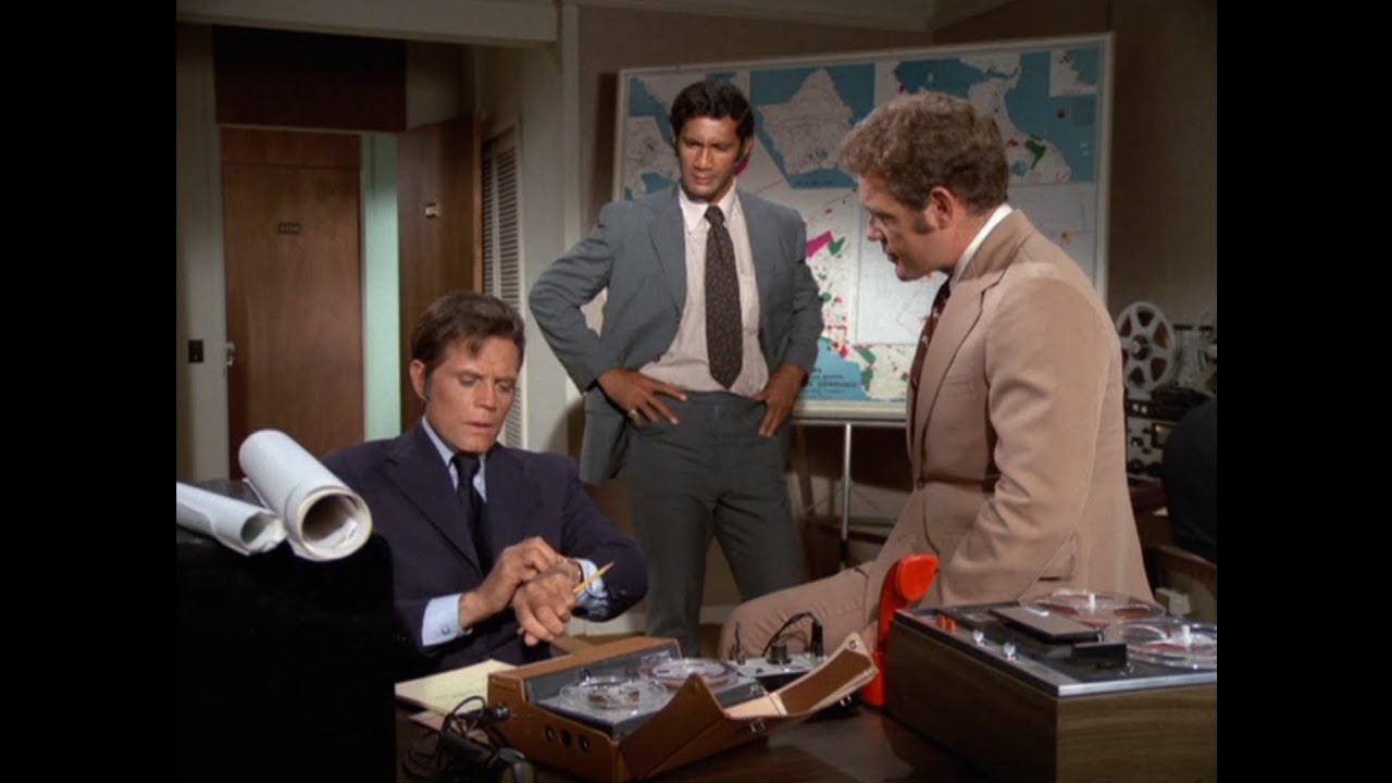 Hawaii Five-O (classic): McGarrett Caught off Guard