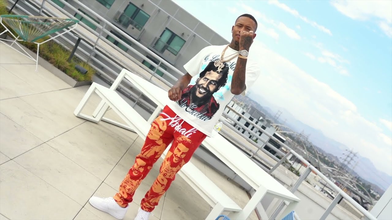 R3 Da ChilliMan - Buy A Lift [Official Video]