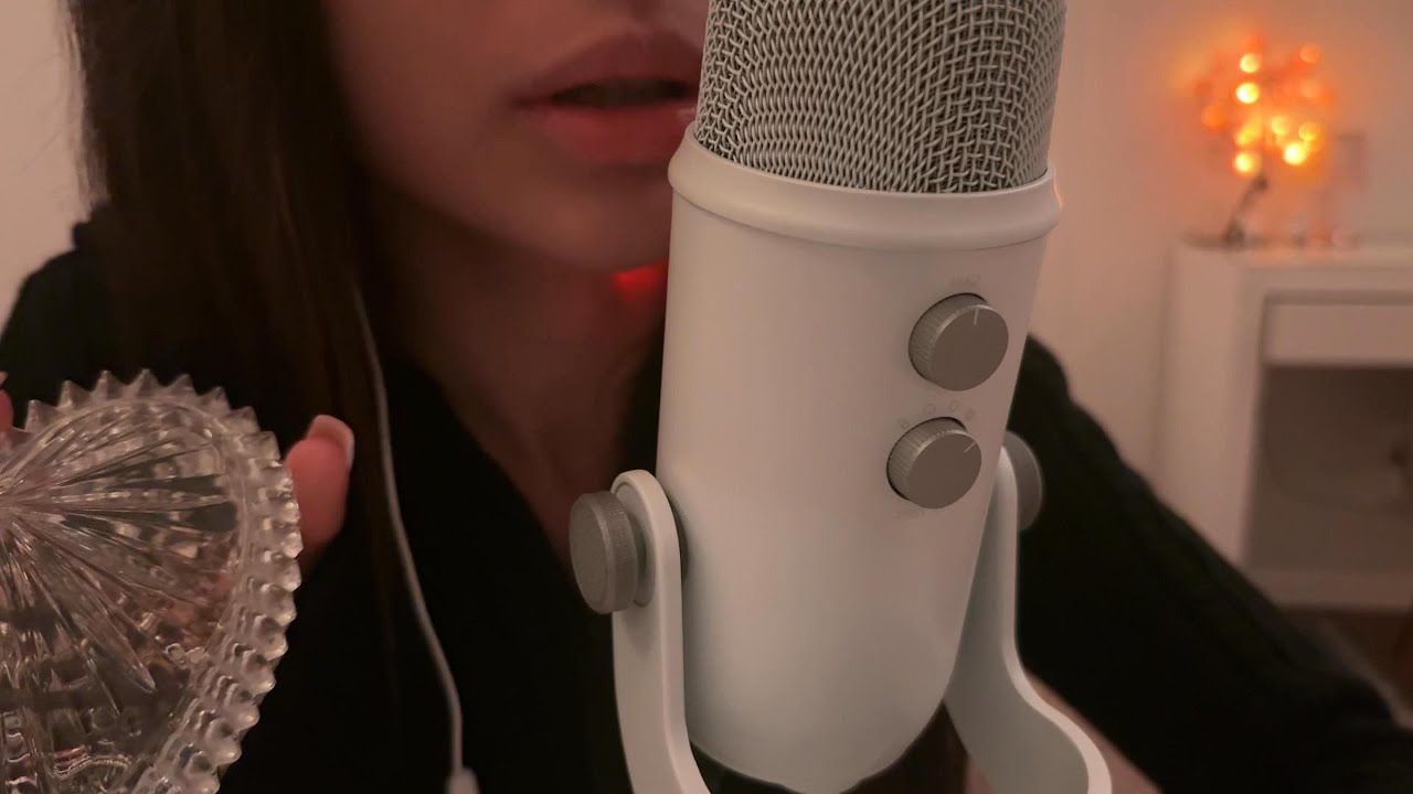 ASMR Tapping on Random Items