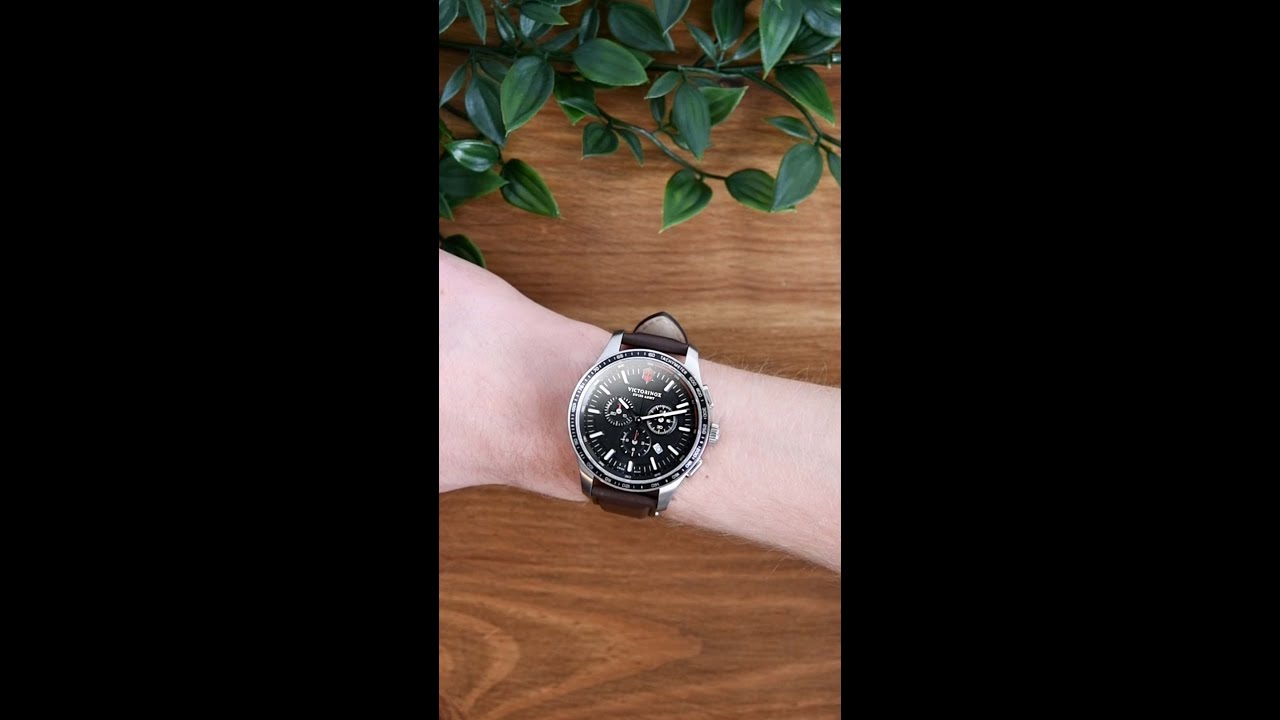 Что такое часы-хронограф? И как они работают? ⌚️ Watch Pilot #шорты