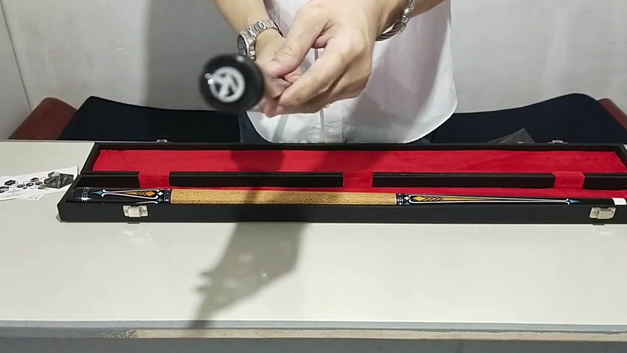 KONLLEN : UNBOXING MY 1ST CARBON FIBER CUE STICK 