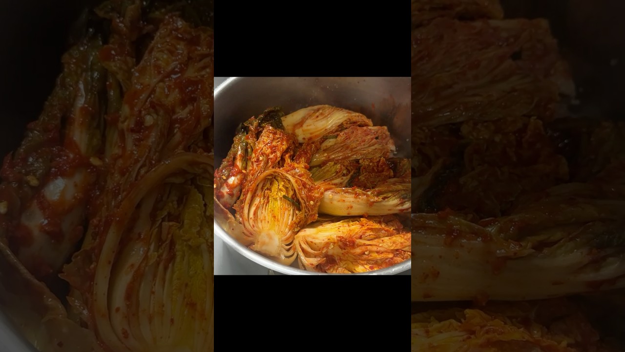 이렇게 끓이면 밥 3공기 순삭! 돼지고기 김치찜 황금레시피