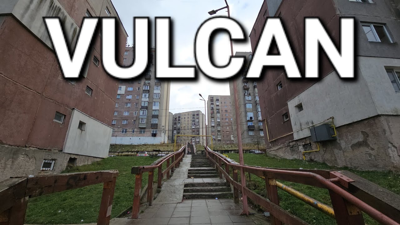 Orașul Vulcan. Cărbunele, Dallas și momârlanii