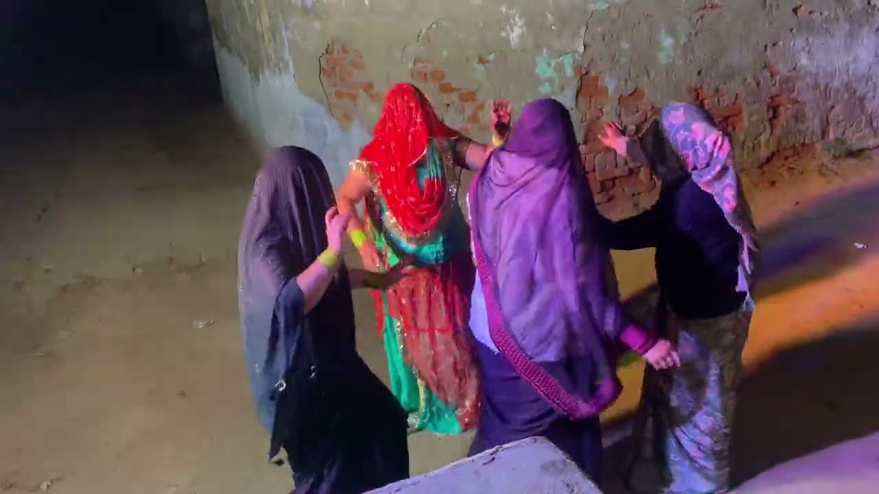 Ladies Dance on new dj dance मेरे राजा ने दिया रुपैया होठ रचा लई लाली | Mere Raja ne Diya Rupaiya dj
