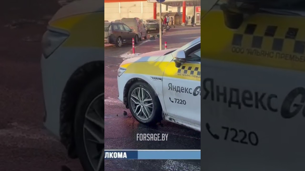 На Кальварийской такси сбило женщину на переходе у ТЦ «Корона» 