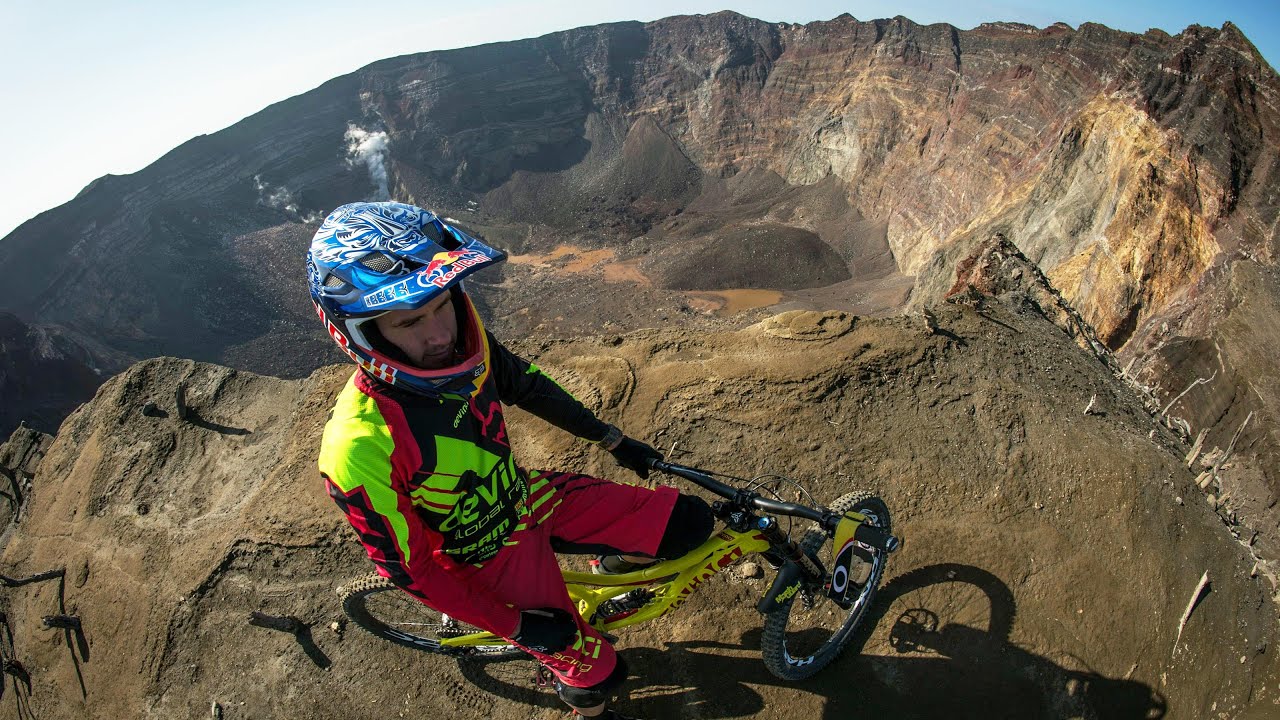 Mountain Biker Stevie Smith Charges Down a Volcano | Ring of Fire