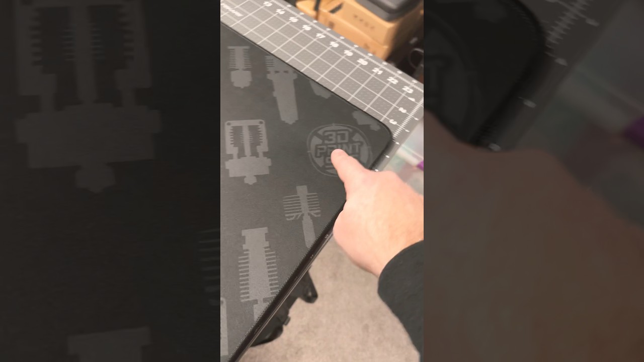 This hotend themed desk mat is so cool!