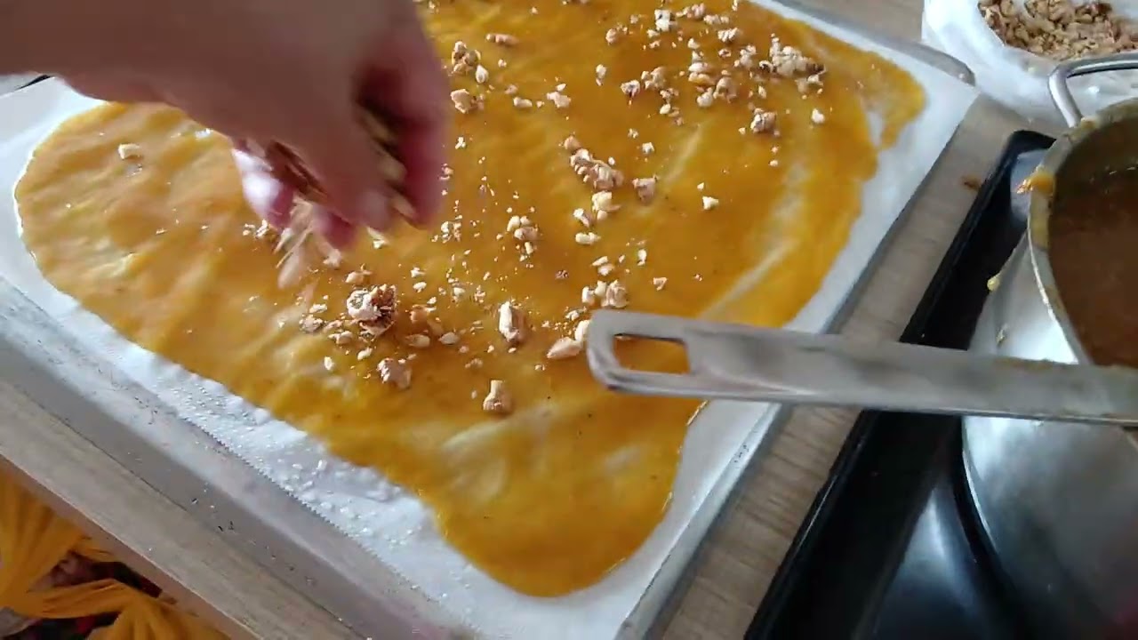 Bahçemizde ki eriklerden pestil yapıyoruz ❤️👍🙏🥰