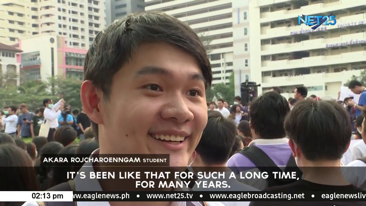 Thai student protesters test water as anti-gov't anger simmers
